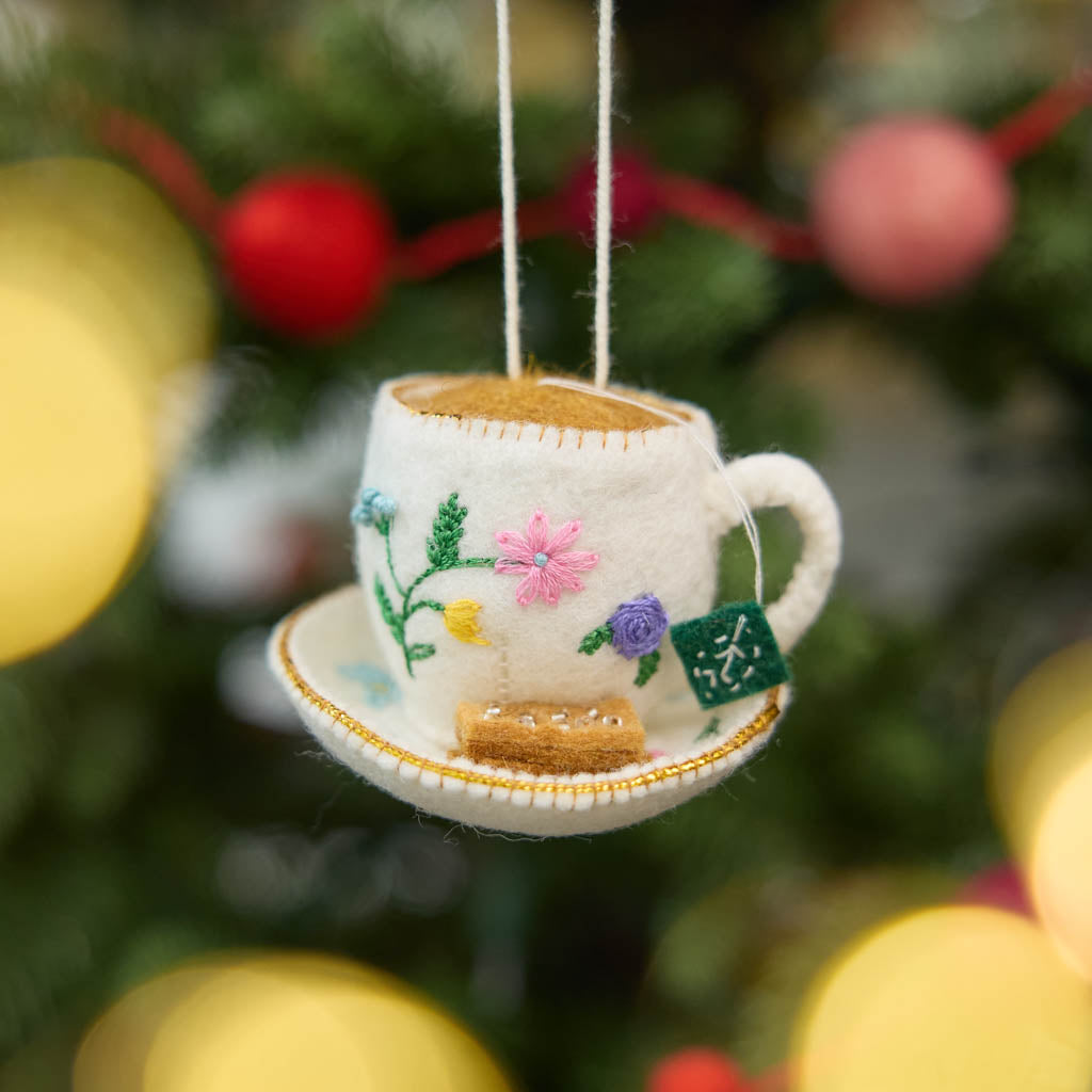 Teacup & Saucer Ornament