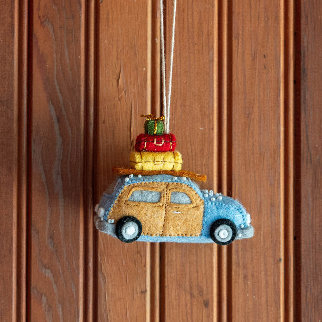 Station Wagon with Luggage