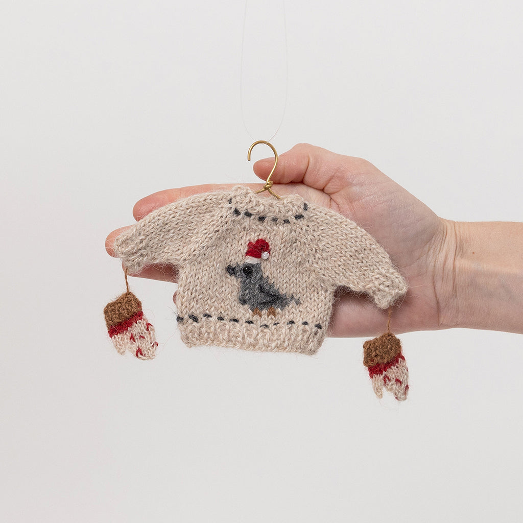 Mini Pigeon Sweater Mittens