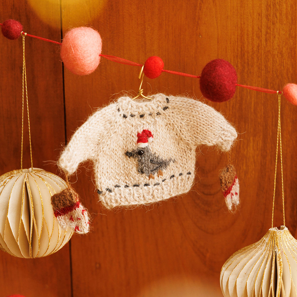 Mini Pigeon Sweater Mittens